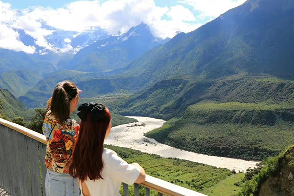 4月份去西藏旅游大概多少錢